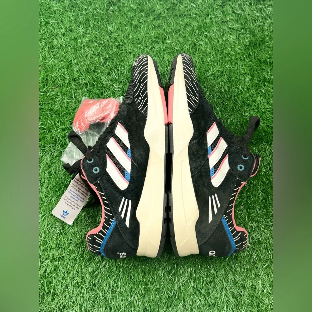 Adidas Women Sneakers‎ Size 8.5